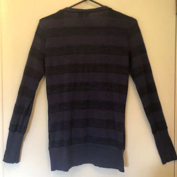 Love on a Hanger v-neck cardigan w/ pockets & snap front sz M - Picture 7 of 7